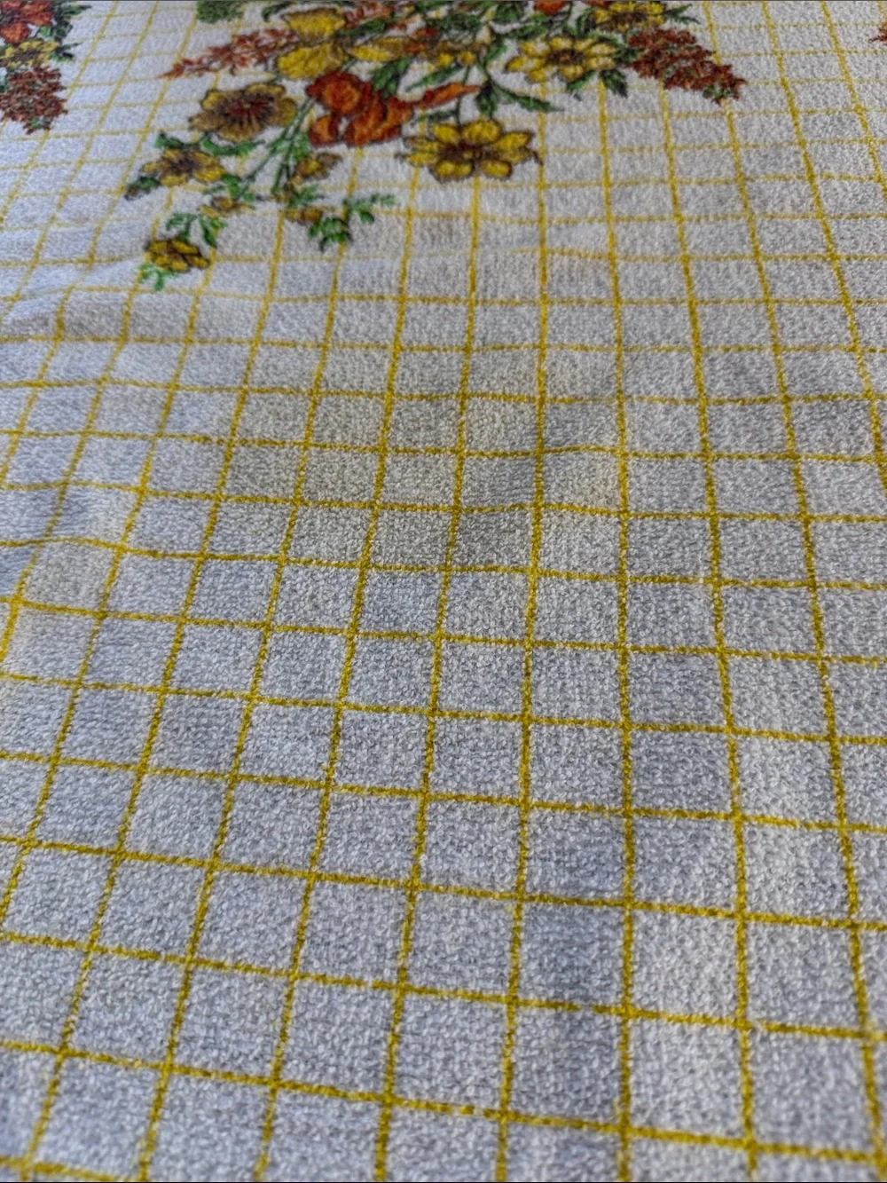 Vintage 1970s Terry Cloth Tablecloth 66 x 46 Harvest Floral Yellow Grid Cottage